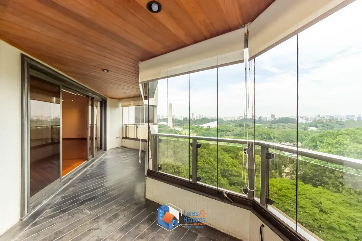 Apartamento, 3 quartos, 302 m² - Foto 1