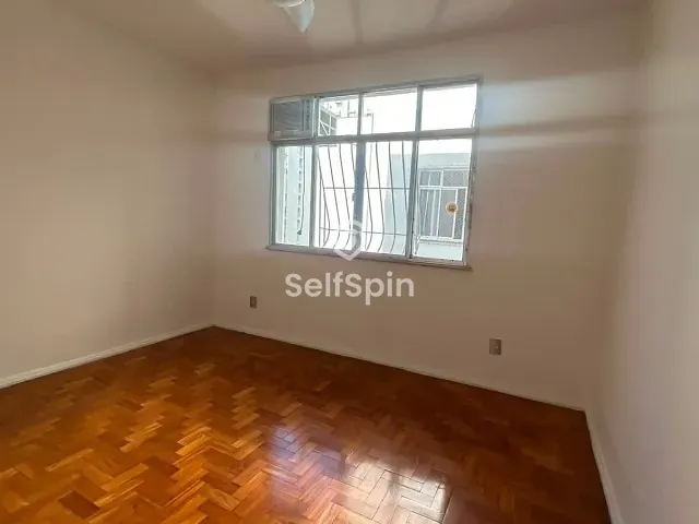 Apartamento 3 quartos e 2 banheiros, para alugar, no bairro Icaraí em Niterói