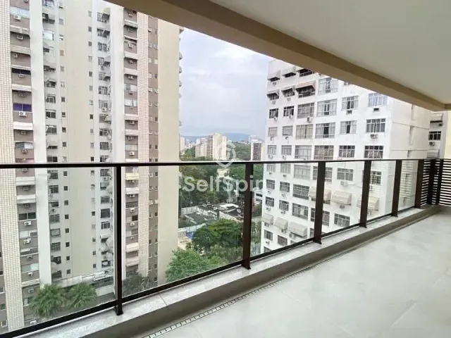 Apartamento 4 quartos e 4 banheiros, para alugar, no bairro Icaraí em Niterói