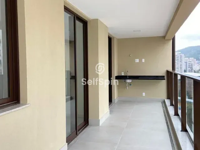 Apartamento 4 quartos e 4 banheiros, para alugar, no bairro Icaraí em Niterói