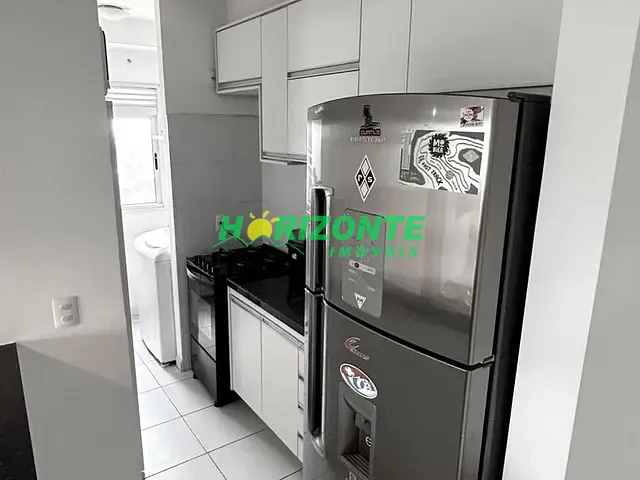 Apartamento 2 quartos e 1 banheiro, para alugar, no bairro Urbanova em São José dos Campos