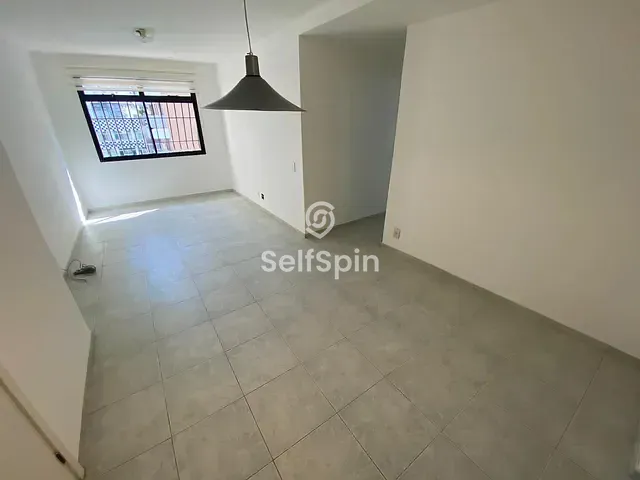 Apartamento 2 quartos e 1 banheiro, para alugar, no bairro Icaraí em Niterói