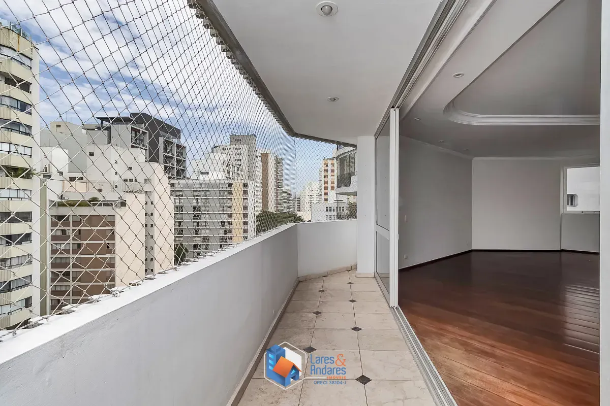 Apartamento, 3 quartos, 232 m² - Foto 2