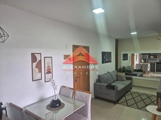 Apartamento 2 quartos e 1 banheiro, à venda, no bairro Jardim Satélite em São José dos Campos