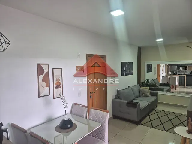 Apartamento 2 quartos e 1 banheiro, à venda, no bairro Jardim Satélite em São José dos Campos