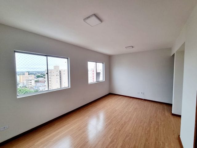 Foto do Apartamento - Apartamento para venda no Centro com  area útil de 70 mts, 3 dormitorios, 1 bwc social e 1 bwc de serviço,  andar alto, 1 vaga de garagem, Londrina | Guepardo Imob