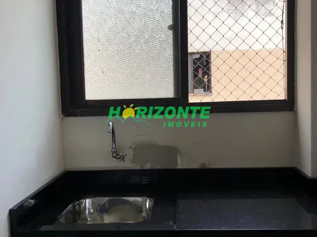 Apartamento 2 quartos e 1 banheiro, para alugar, no bairro Jardim das Indústrias em São José dos Campos