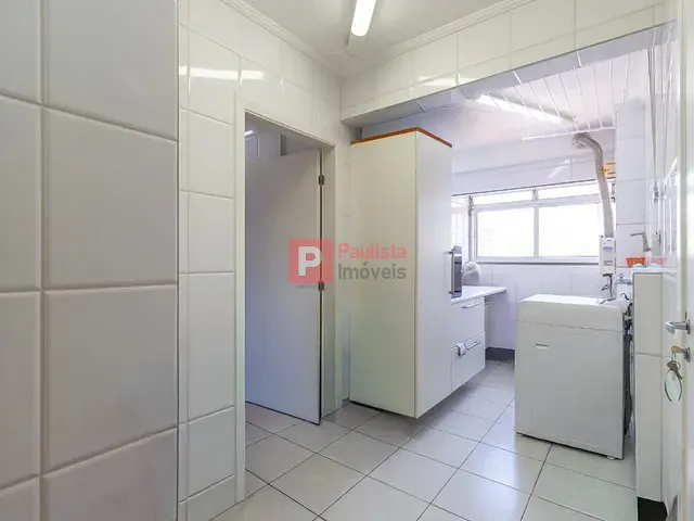 Apartamento com 199m² 3 quartos e 4 banheiros, à venda, no bairro Vila Olímpia em São Paulo