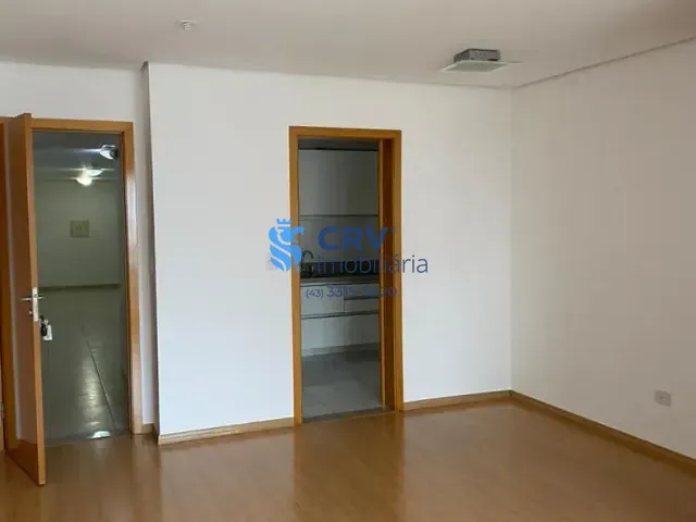 Apartamento com 80m² 3 quartos e 2 banheiros, à venda, no bairro Centro em Londrina