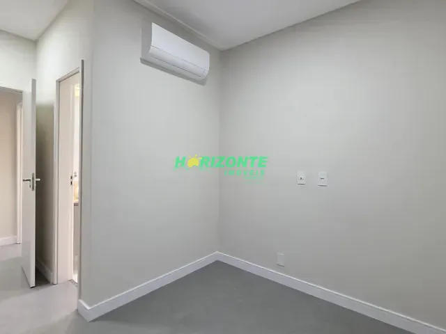 Apartamento 3 quartos e 2 banheiros, à venda, no bairro Urbanova em São José dos Campos