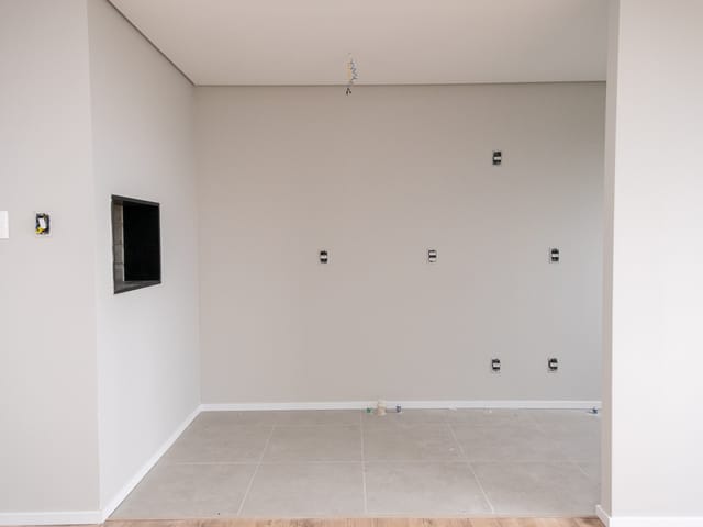 Apartamento 1 quarto e 1 banheiro, à venda, no bairro Parque Una em Pelotas