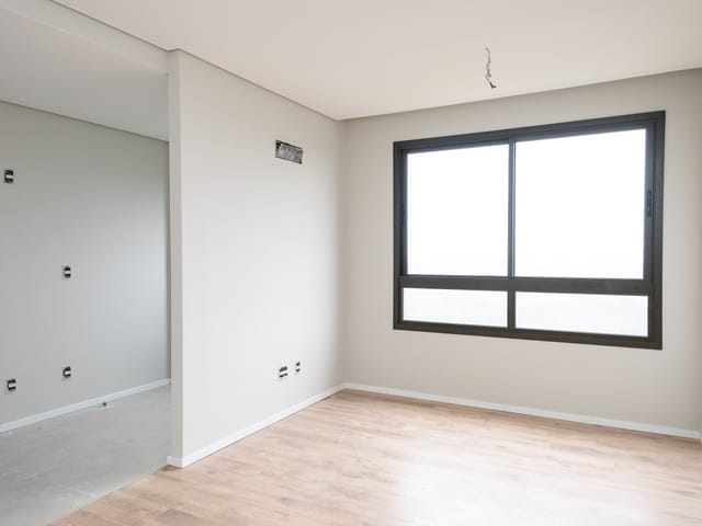 Apartamento 1 quarto e 1 banheiro, à venda, no bairro Parque Una em Pelotas