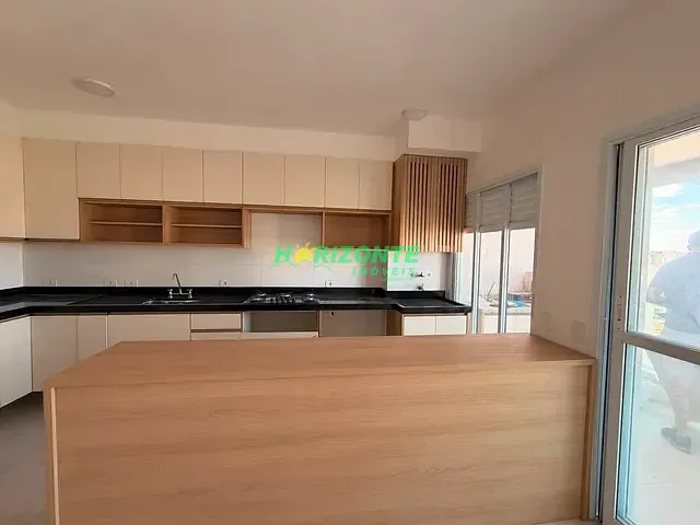Apartamento com 72m² 2 quartos e 2 banheiros, para alugar, no bairro Jardim Pereira do Amparo em Jacareí
