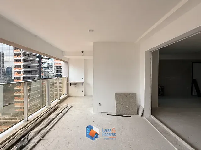 Apartamento com 40000m² 3 quartos e 3 banheiros, à venda, no bairro Jardim das Acácias em São Paulo