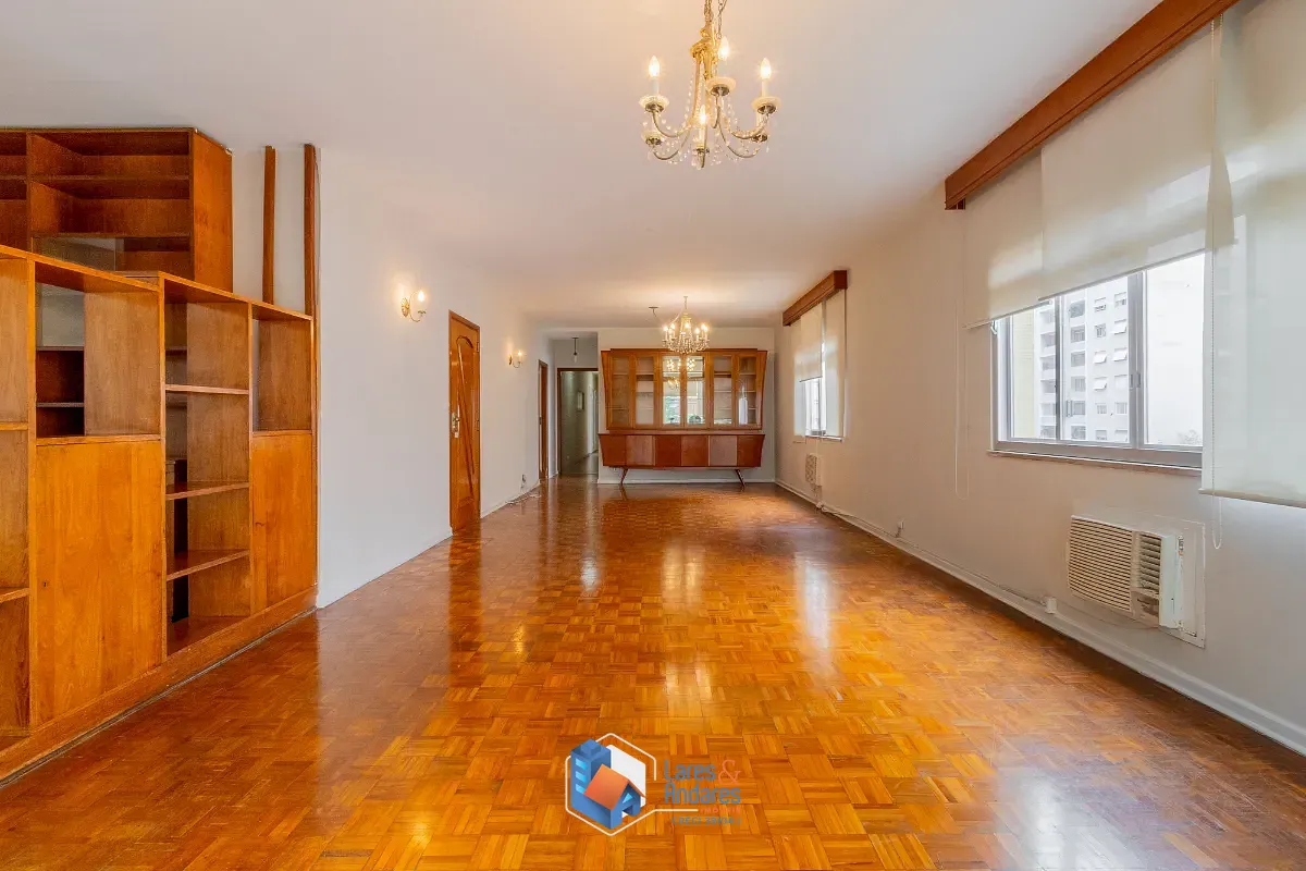Apartamento, 3 quartos, 216 m² - Foto 1