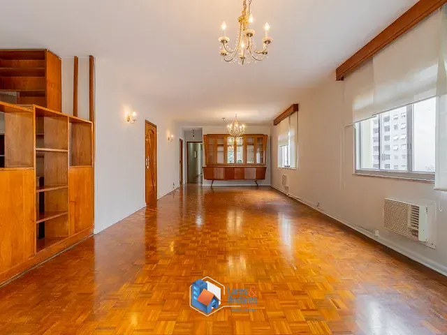 Apartamento com 216m² 3 quartos e 2 banheiros, à venda, no bairro Cerqueira César em São Paulo