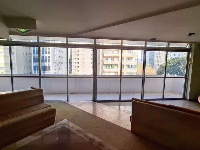 Apartamento com 288m² 4 quartos e 4 banheiros, à venda ou para alugar, no bairro Jardim Paulista em São Paulo