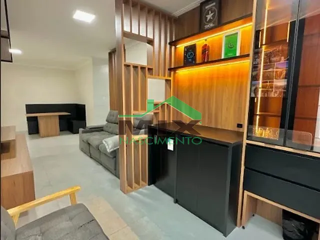Apartamento com 73m² 2 quartos e 2 banheiros, à venda, no bairro Guilhermina em Praia Grande