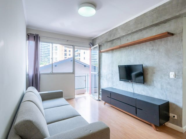 Foto do Apartamento - Apartamento Pronto para Morar com Lazer Completo, 60m² Reformado e Mobiliado na Vila Olímpia | Paulista Imóveis