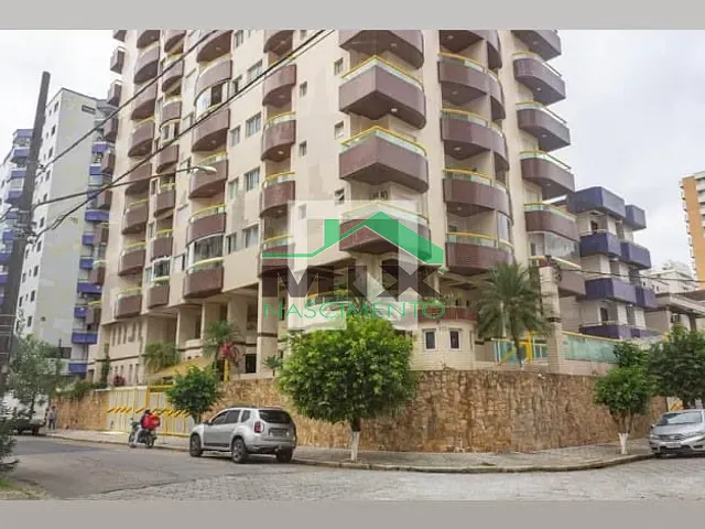 Apartamento 2 quartos e 2 banheiros, à venda ou para alugar, no bairro Ocian - Vila Tupi em Praia Grande
