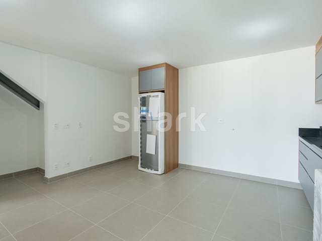 Apartamento com 180m² 2 quartos e 3 banheiros, à venda ou para alugar, no bairro Cerqueira César em São Paulo