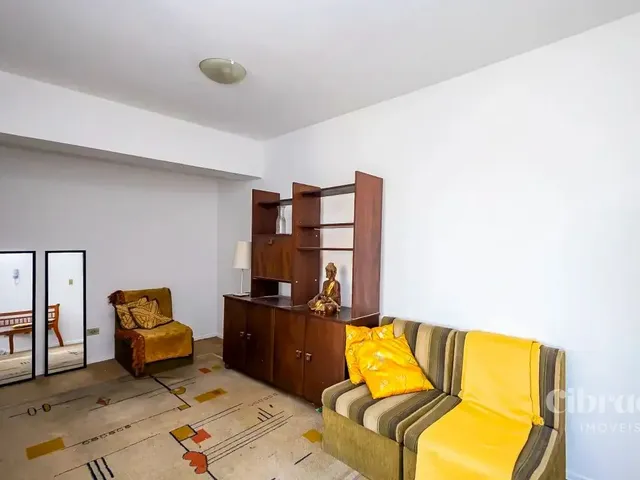 Apartamento 3 quartos e 1 banheiro, para alugar, no bairro Bigorrilho em Curitiba