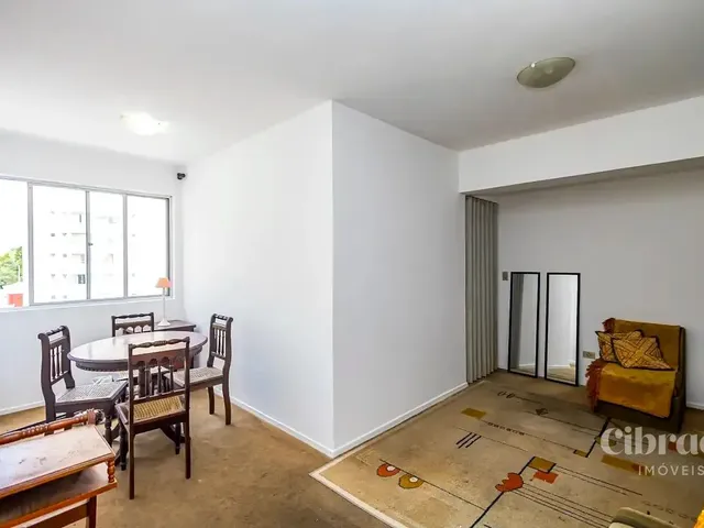 Apartamento 3 quartos e 1 banheiro, para alugar, no bairro Bigorrilho em Curitiba
