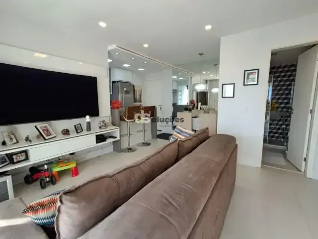 Apartamento 2 quartos e 2 banheiros, à venda, no bairro Vila Anastácio em São Paulo
