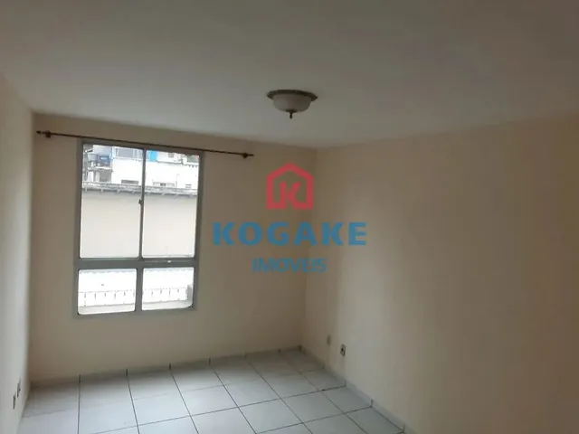Apartamento com 10m² 3 quartos e 1 banheiro, para alugar, no bairro Vila Adyana em São José Dos Campos
