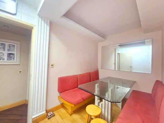 Apartamento 4 quartos e 3 banheiros, à venda ou para alugar, no bairro Jardim Apolo em São José dos Campos
