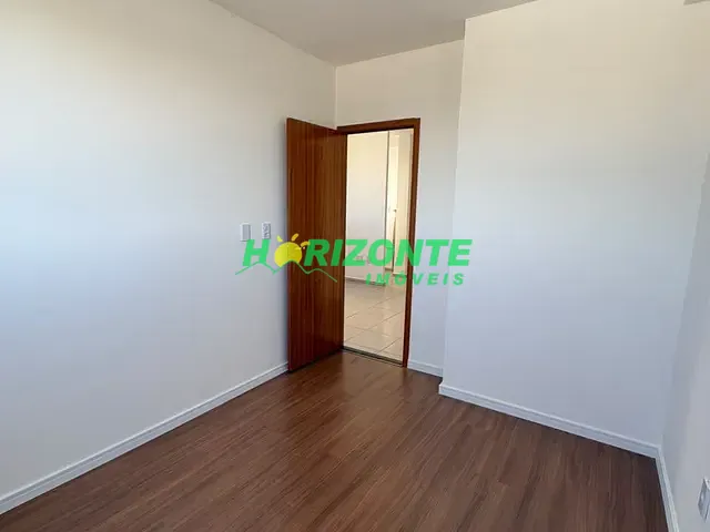 Apartamento 2 quartos e 1 banheiro, à venda, no bairro parque dos Ipes em São José dos Campos