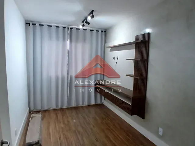 Apartamento com 47m² 2 quartos e 1 banheiro, para alugar, no bairro Vila Tesouro em São José dos Campos
