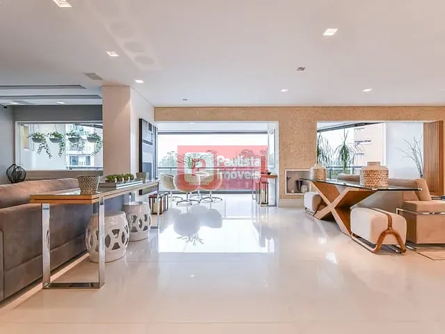 Apartamento com 310m² 3 quartos e 5 banheiros, à venda, no bairro Vila Nova Conceição em São Paulo