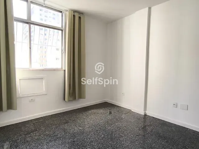 Apartamento 2 quartos e 2 banheiros, para alugar, no bairro Icaraí em Niterói
