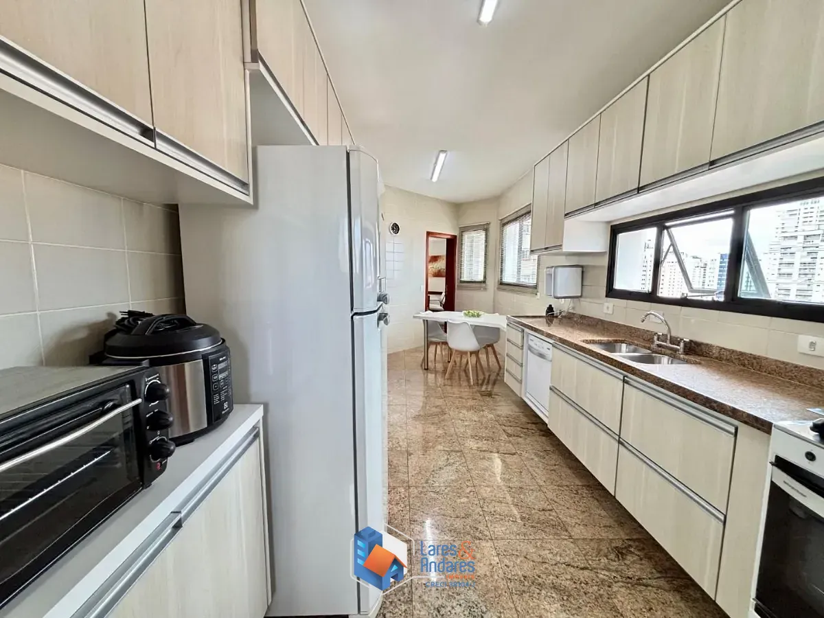 Apartamento, 4 quartos, 140 m² - Foto 8