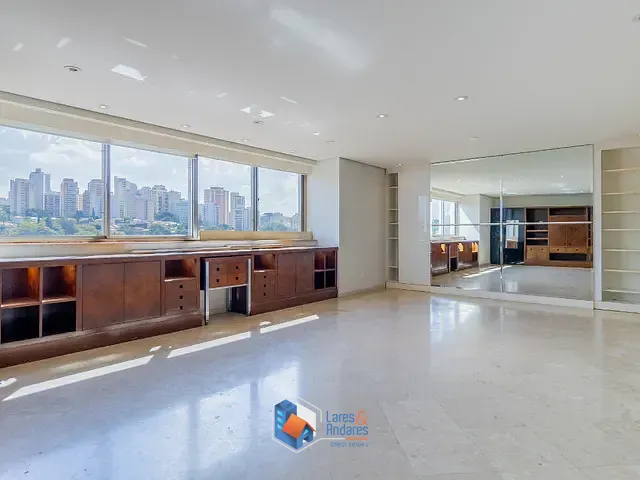 Apartamento com 180m² 3 quartos e 2 banheiros, à venda, no bairro Higienópolis em São Paulo