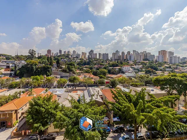 Apartamento com 180m² 3 quartos e 2 banheiros, à venda, no bairro Higienópolis em São Paulo