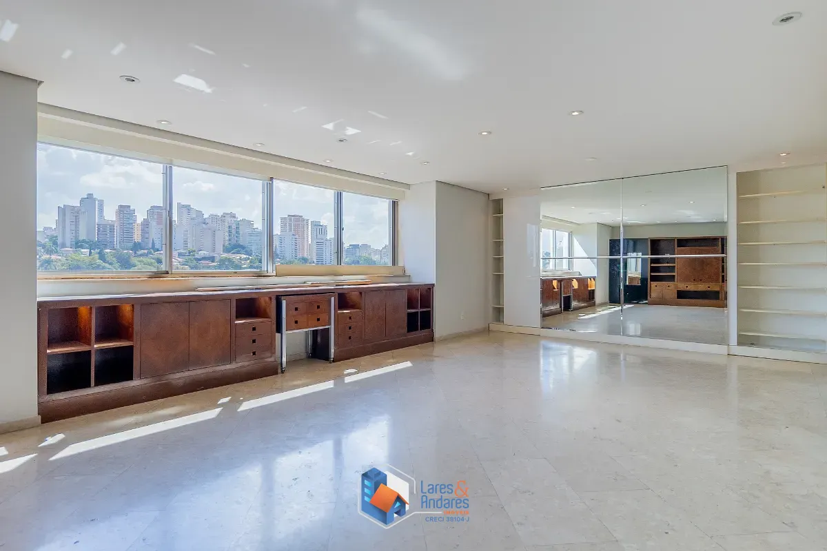Apartamento, 3 quartos, 180 m² - Foto 1