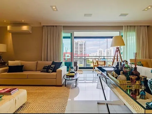 Apartamento 4 quartos e 6 banheiros, à venda, no bairro Santo Amaro em São Paulo
