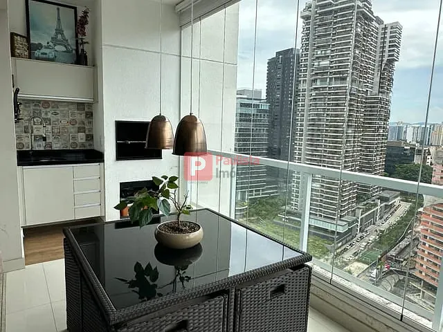 Apartamento com 220m² 3 quartos e 3 banheiros, à venda, no bairro Jardim das Acácias em São Paulo