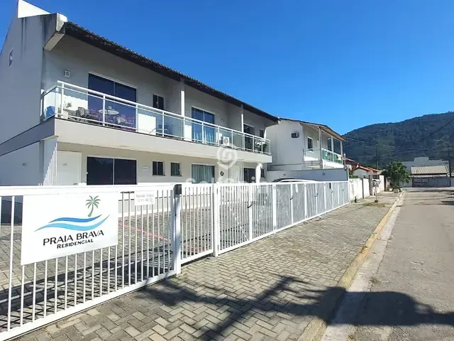 Apartamento 2 quartos e 2 banheiros, para alugar, no bairro Barroco (Itaipuaçu) em Maricá