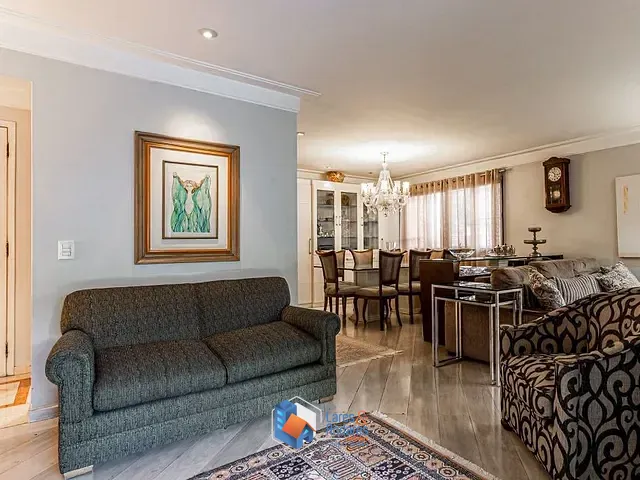 Apartamento com 200m² 4 quartos e 6 banheiros, à venda, no bairro Moema em São Paulo