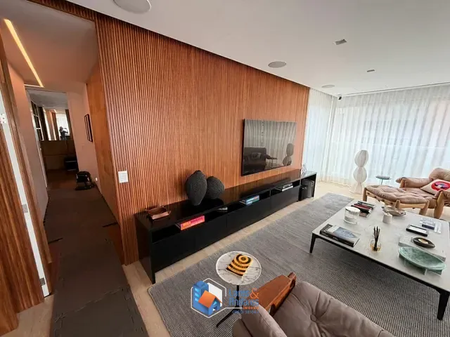 Apartamento com 152m² 2 quartos e 3 banheiros, à venda, no bairro Vila Olímpia em São Paulo