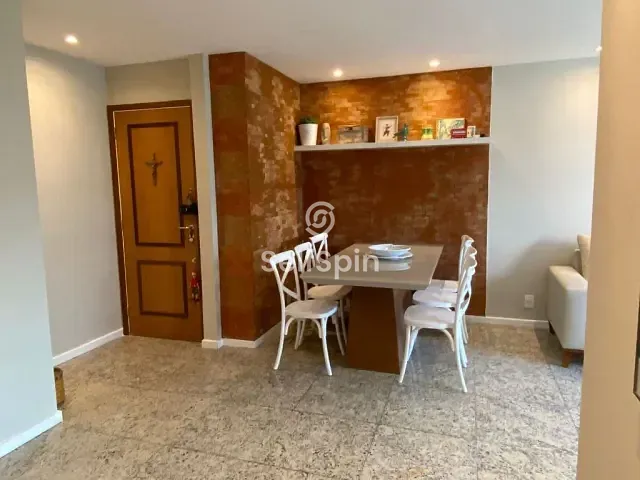 Apartamento 2 quartos e 2 banheiros, para alugar, no bairro Charitas em Niterói