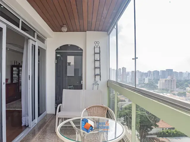 Apartamento com 220m² 4 quartos e 5 banheiros, à venda, no bairro Campo Belo em São Paulo