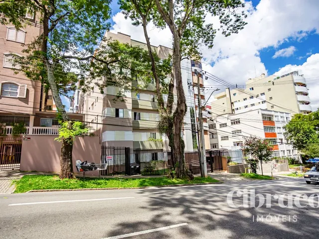 Apartamento 4 quartos e 5 banheiros, para alugar, no bairro Mercês em Curitiba