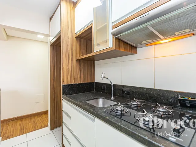 Apartamento 3 quartos e 2 banheiros, para alugar, no bairro Tingui em Curitiba