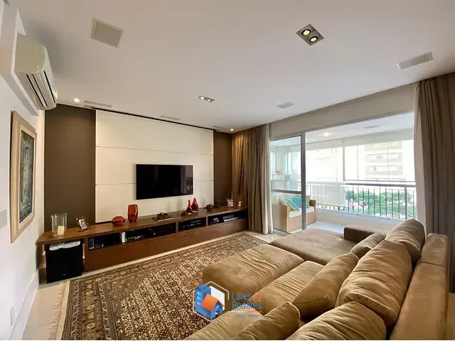 Apartamento com 245m² 4 quartos e 6 banheiros, à venda, no bairro Vila Clementino em São Paulo