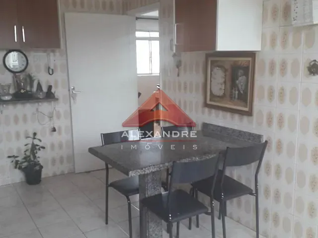 Apartamento 4 quartos e 2 banheiros, à venda, no bairro Vila Ema em São José dos Campos