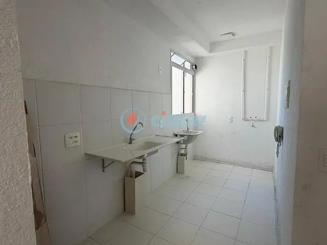 Apartamento 2 quartos e 1 banheiro, à venda, no bairro Guaratiba em Rio de Janeiro